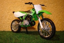 1:18 Kawasaki KX 250 Grün