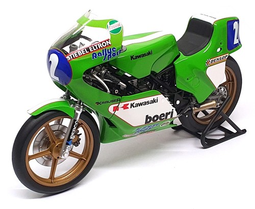 Minichamps scale 122 - scale,